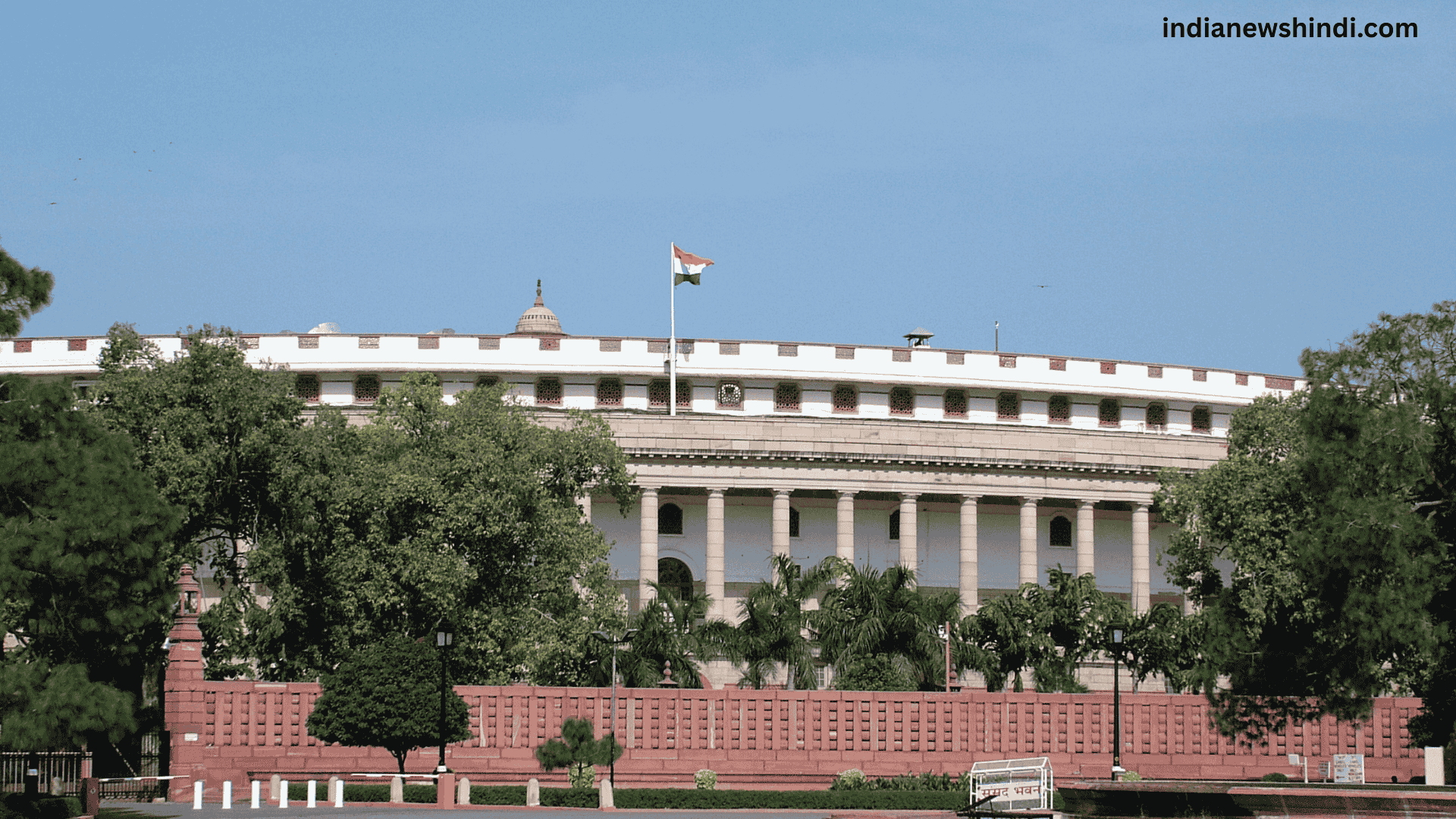 चुनाव आयोग क्या है और कैसे काम करता है?